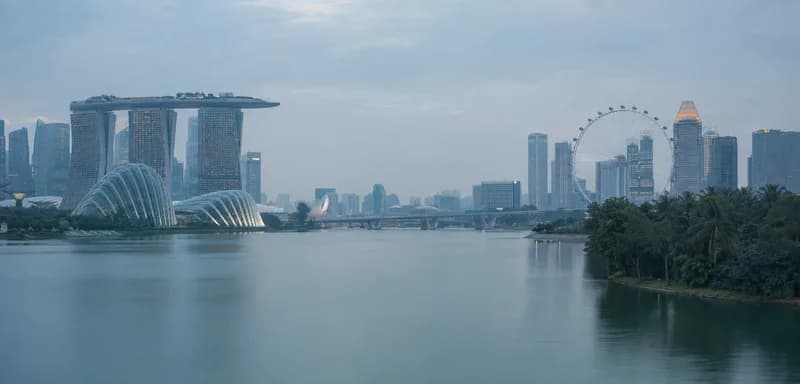 Singapore's Marina Bay waterfront at first light